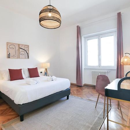 Sweett - Fontana Apartment Milan Luaran gambar